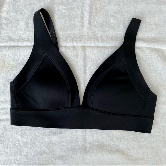 Athleta Sports Bra - Picture 1 of 3